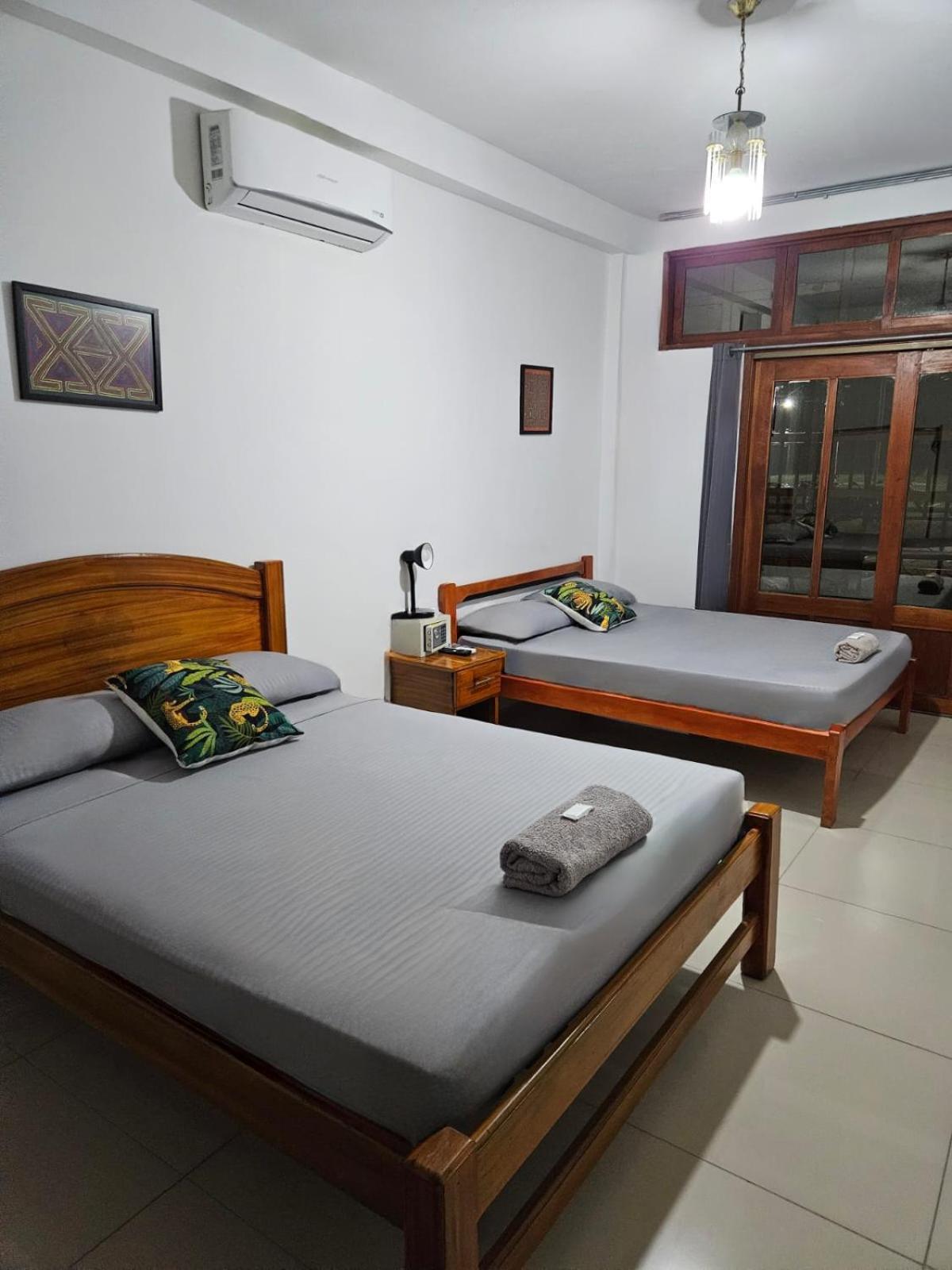 Kanaq Hotel Tours Летисия Экстерьер фото